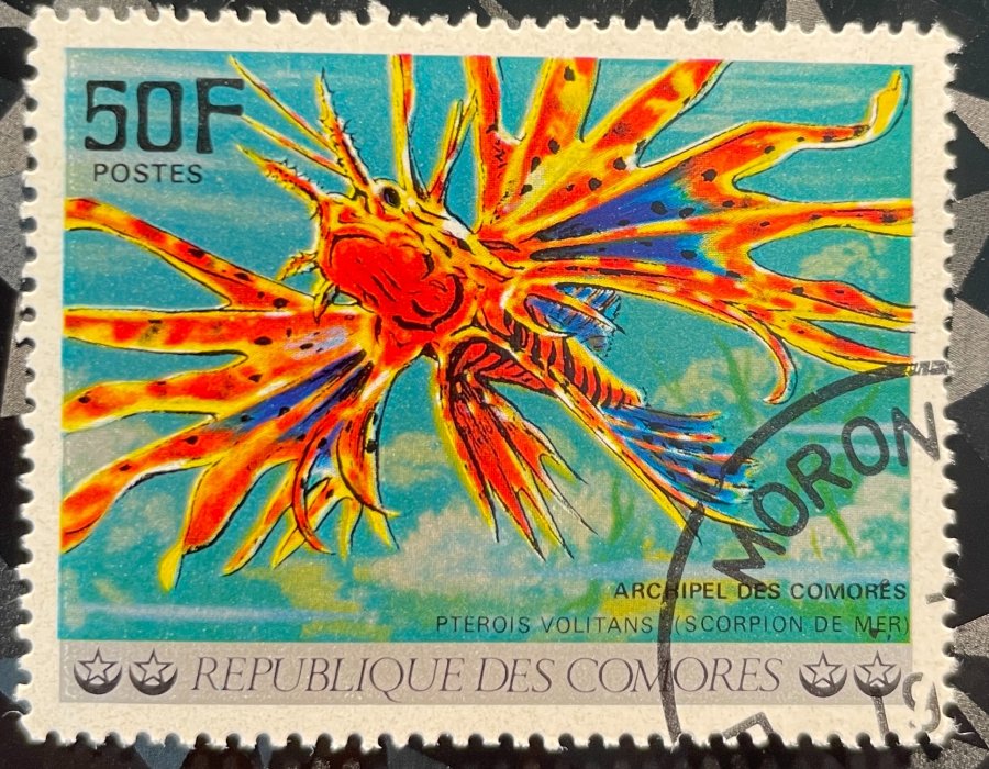 Timbre représentant le Pterois volitans (Rascasse volante / Poisson-lion)