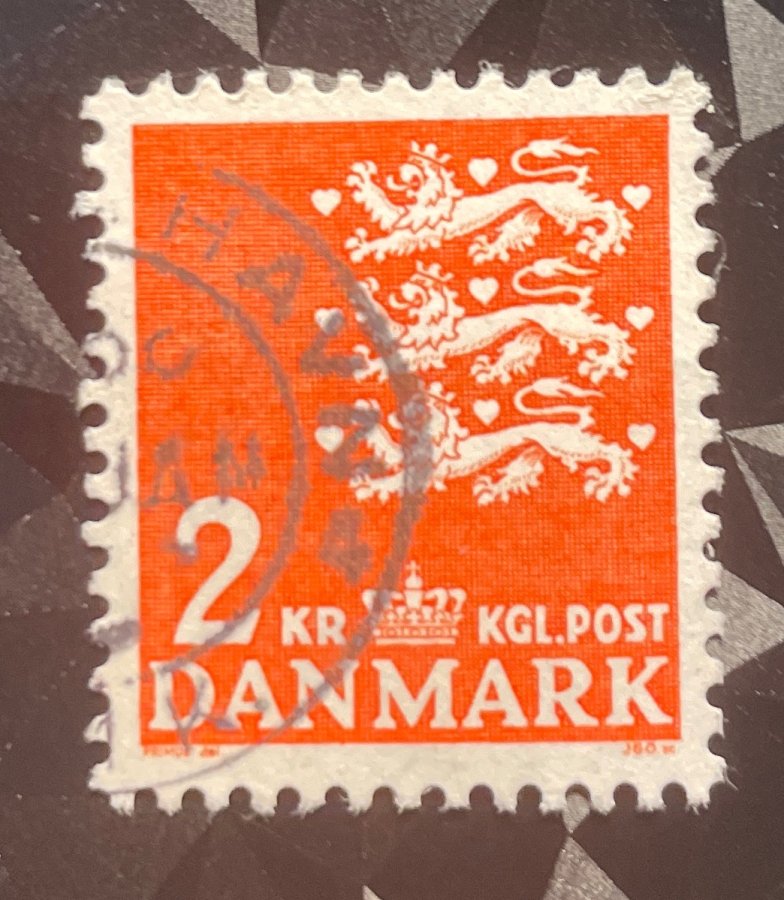 Timbre d'usage courant au type Petites Armoiries - Trois lions et cœurs (Lille Rigsvåben)