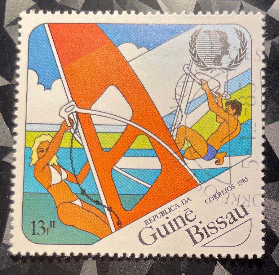 Année Internationale de la Jeunesse — La Planche à voile (Windsurf)